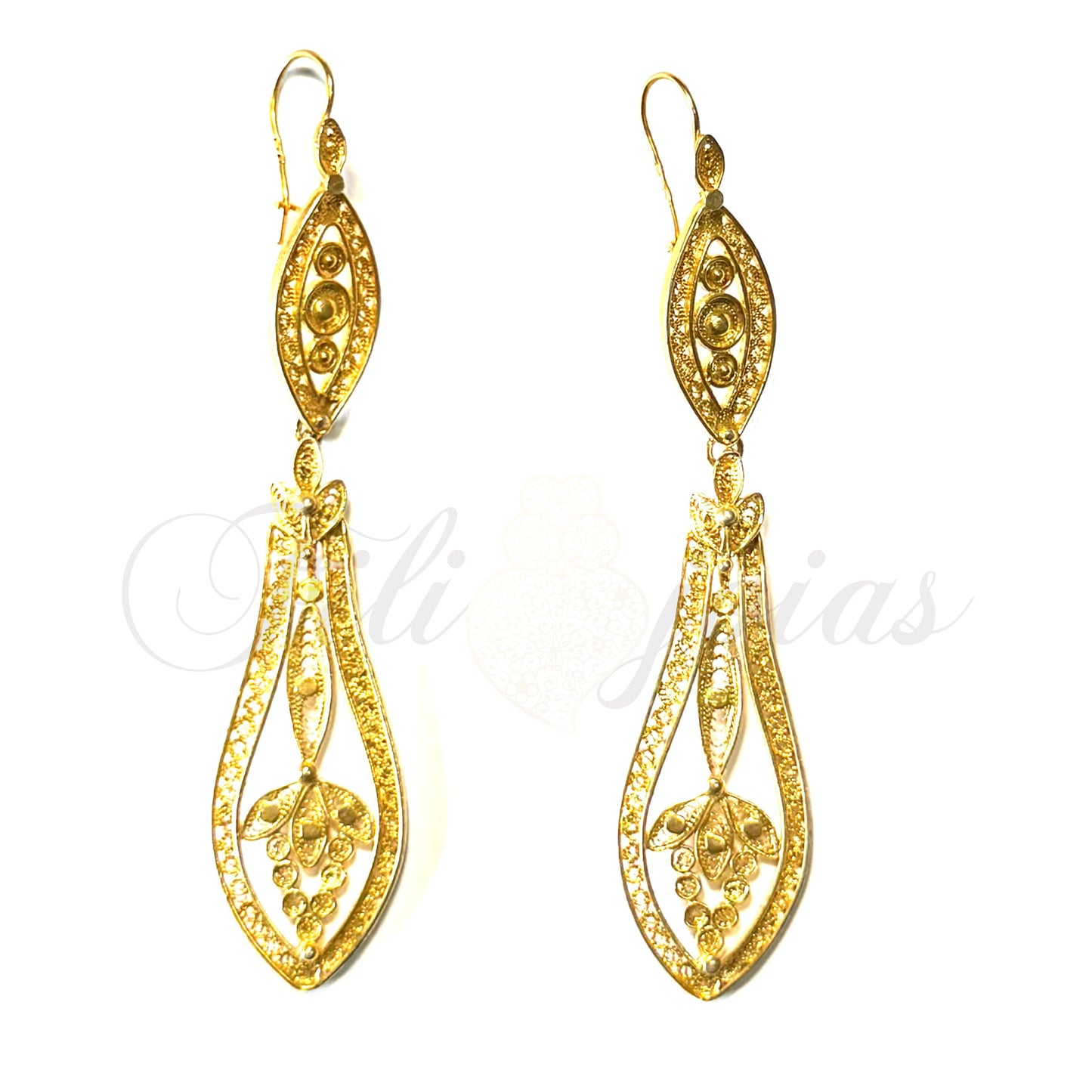 Brinco Cacho de Uvas