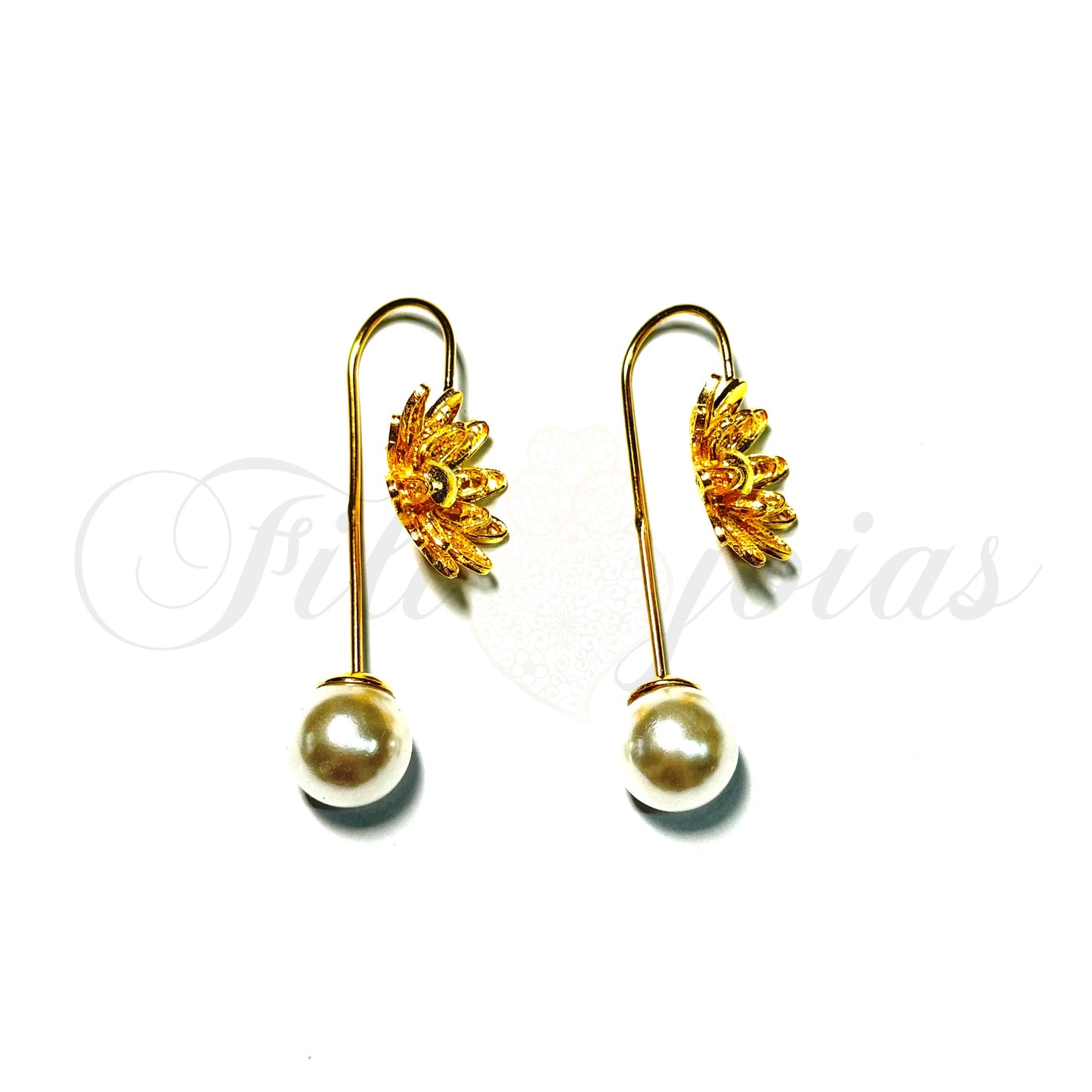 Brinco Pérola com Flor de Espinhos