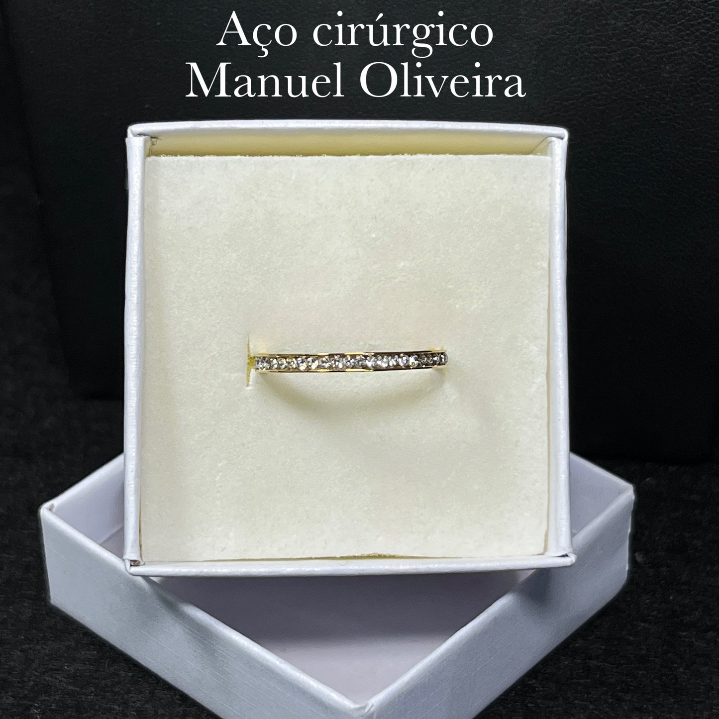 •Anel de zircónias em Aço Cirúrgico Hipoalergênico