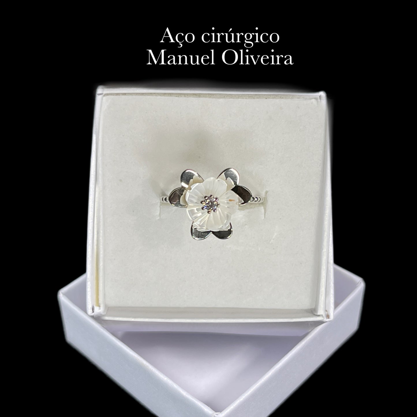 •Anel com Flor de Mar de Pérola em Aço Cirúrgico Hipoalergênico