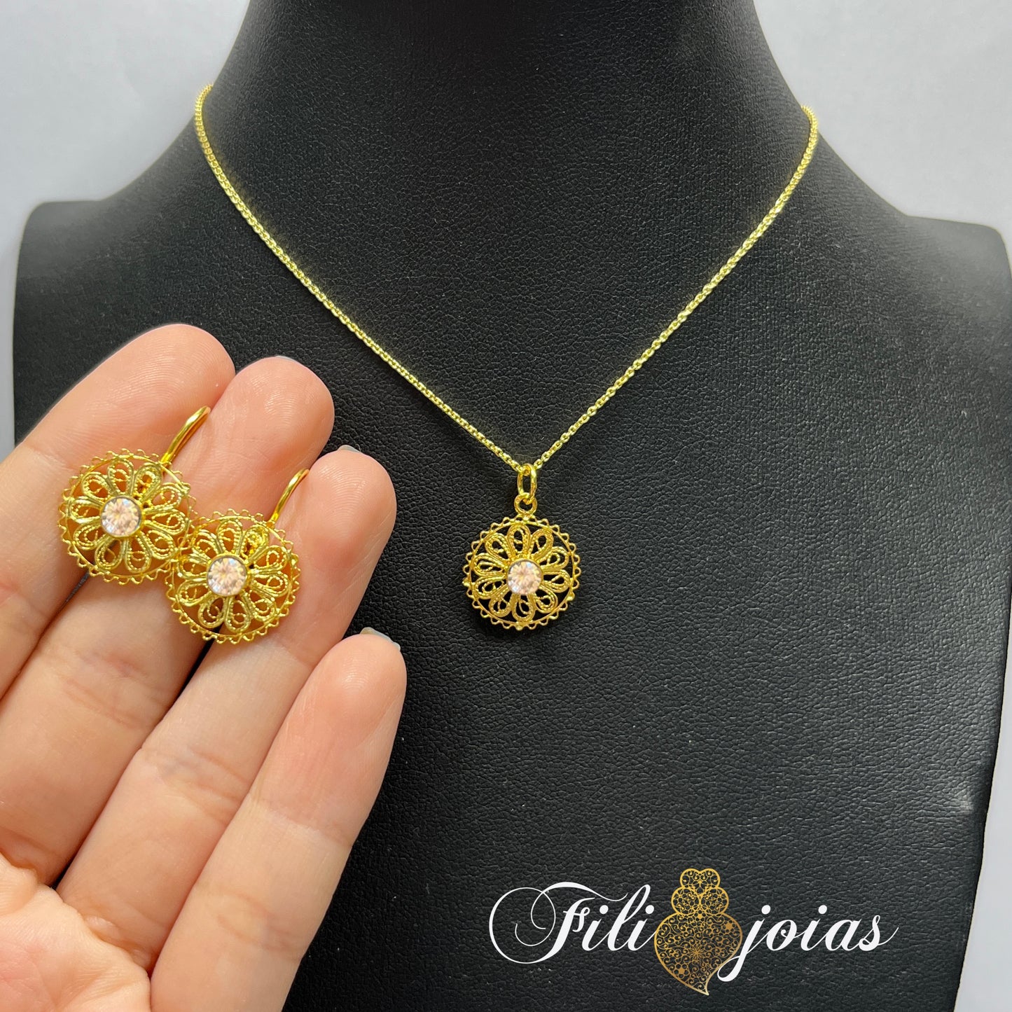 Conjunto Rosetas de Filigrana