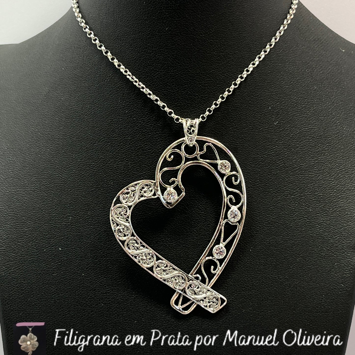 Medalha Coração Entrelaçado