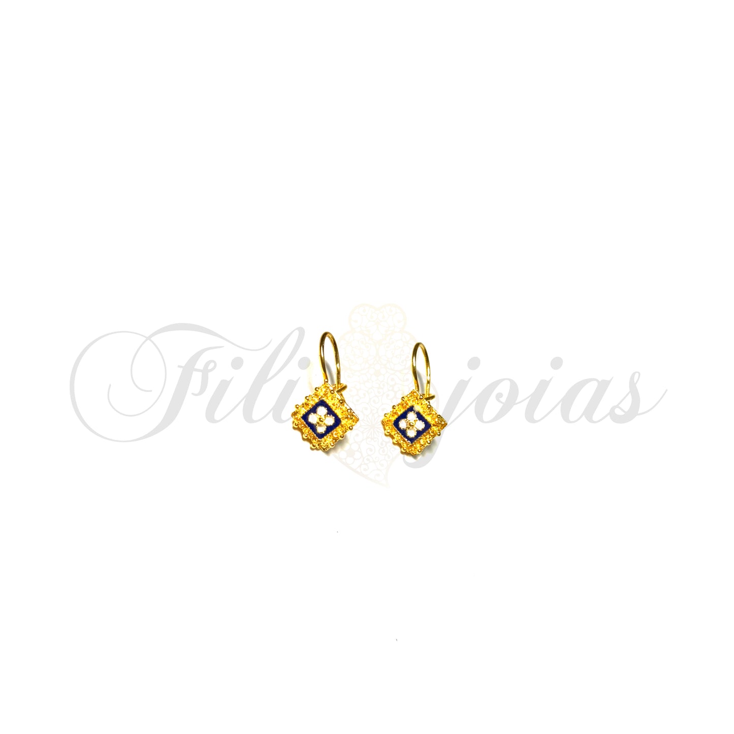 Brinco Losango de Esmalte com Caramujos (tamanho S)
